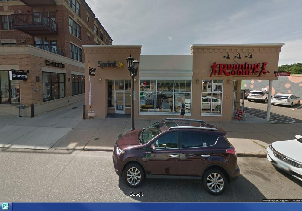 Grand Ave Retail
